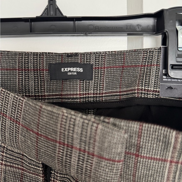 NWT Express Editor wide leg plaid pants, size 6R - Picture 3 of 5